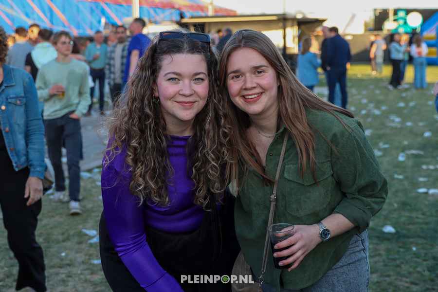 Sfeer Pleinpop Zondag (103)